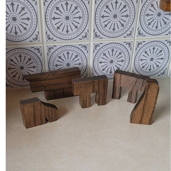 Vintage Handmade Mid Century Minimalist Oak Nativity - Picture 7 of 9